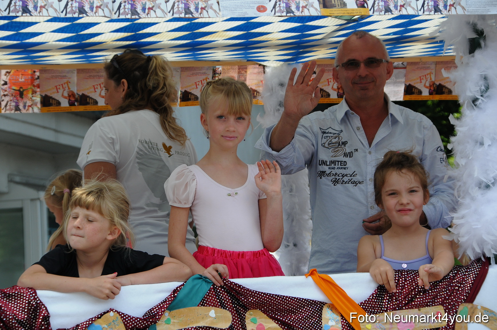 Volksfestzug Neumarkt 110813 0027