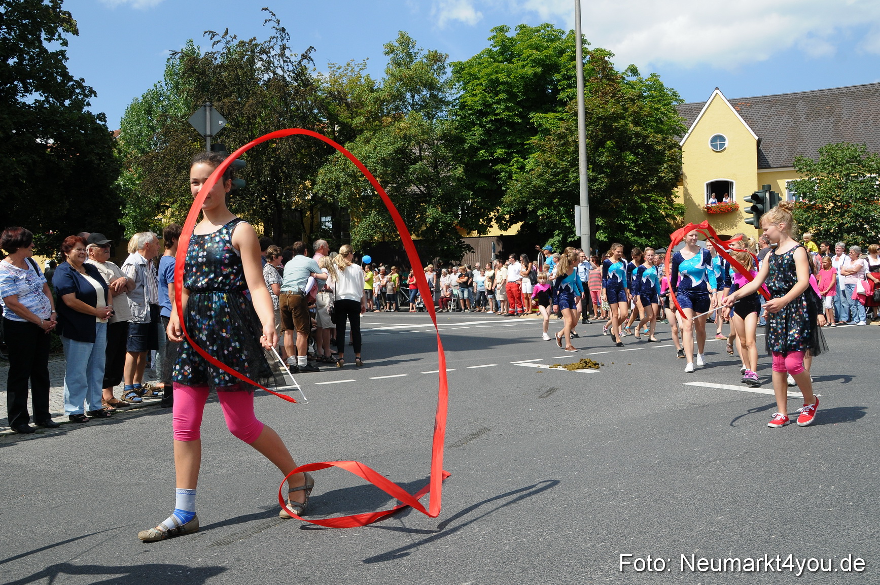 Volksfestzug Neumarkt 110813 0031