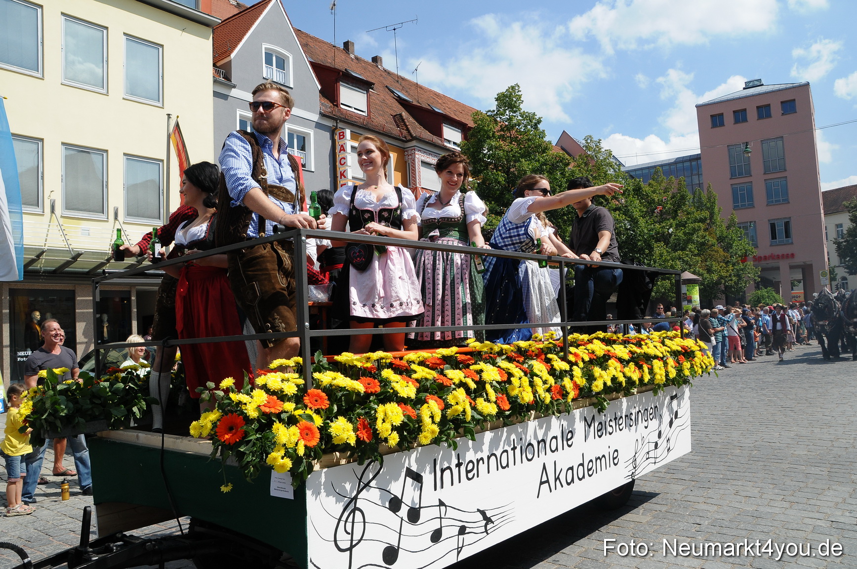 Volksfestzug Neumarkt 110813 0056
