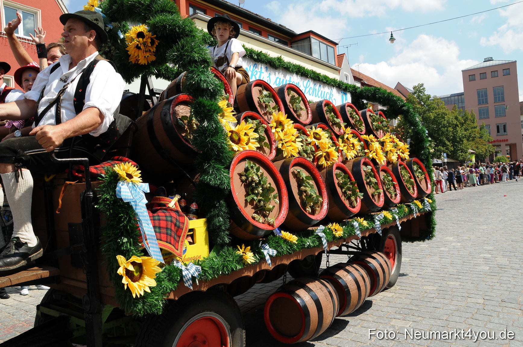 Volksfestzug Neumarkt 110813 0062
