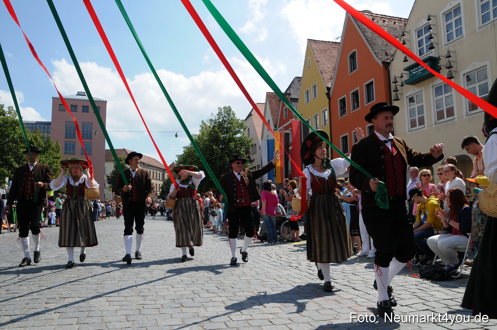 Volksfestzug Neumarkt 110813 0071