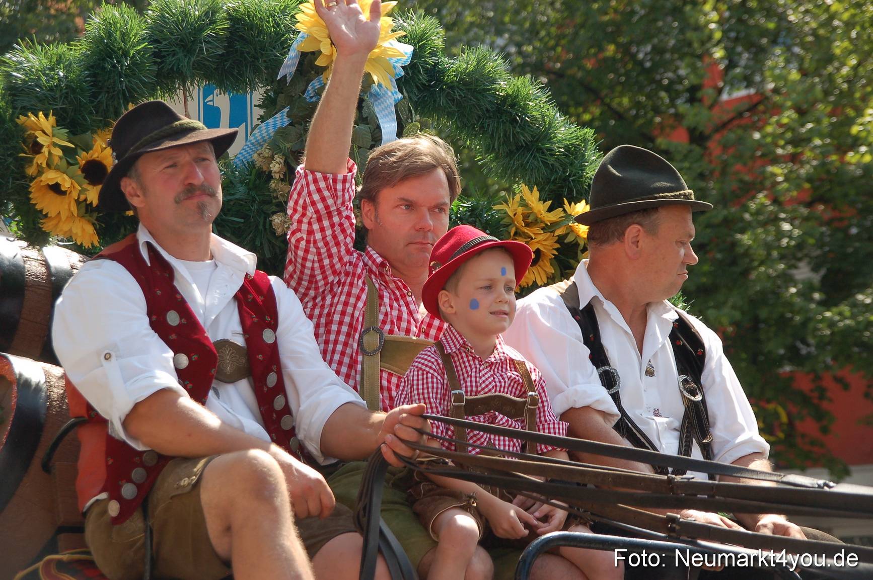Volksfestzug Neumarkt 110813 0082