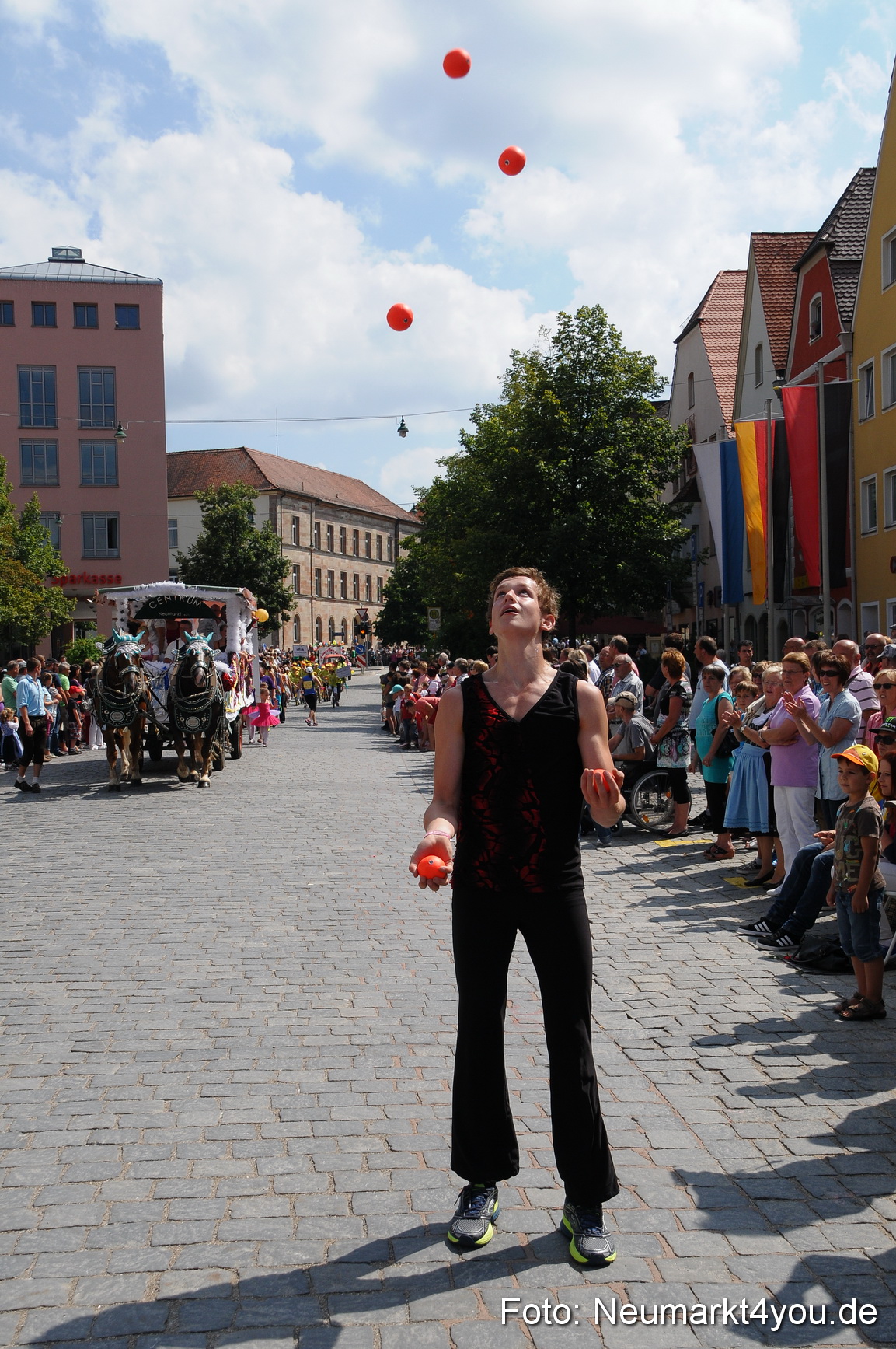 Volksfestzug Neumarkt 110813 0105