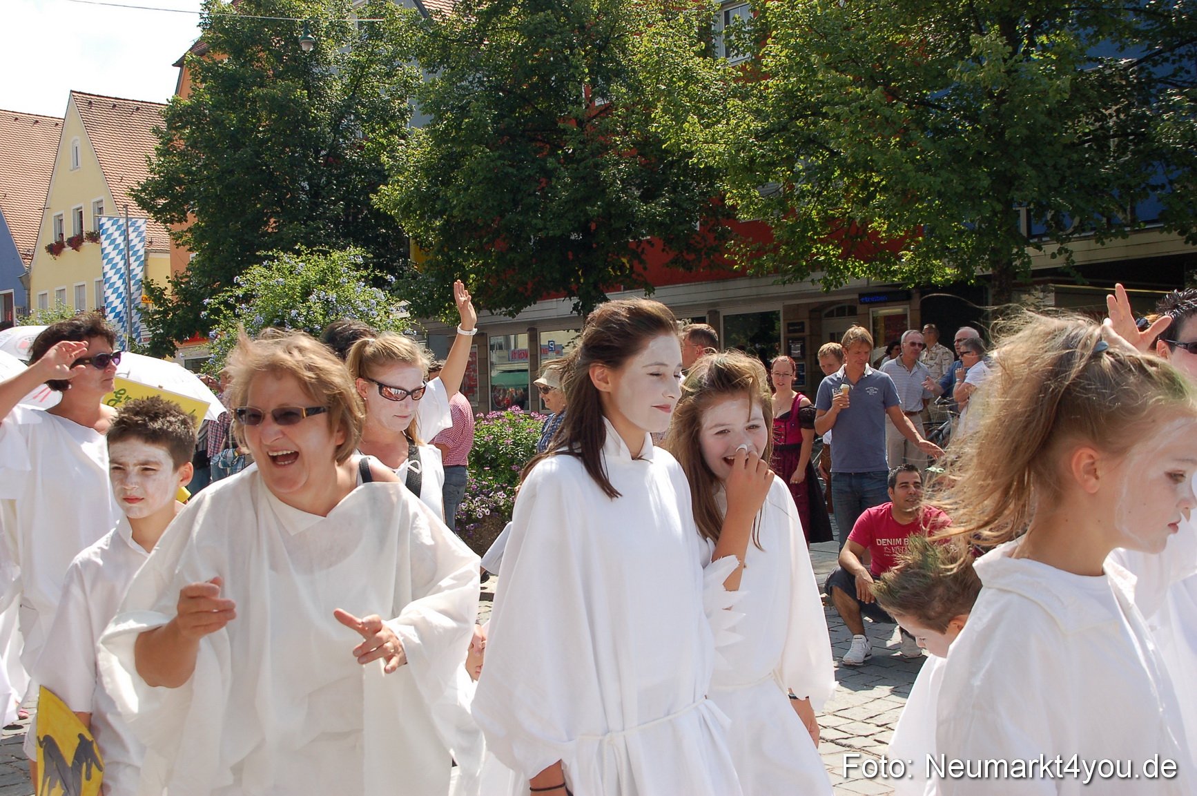 Volksfestzug Neumarkt 110813 0106