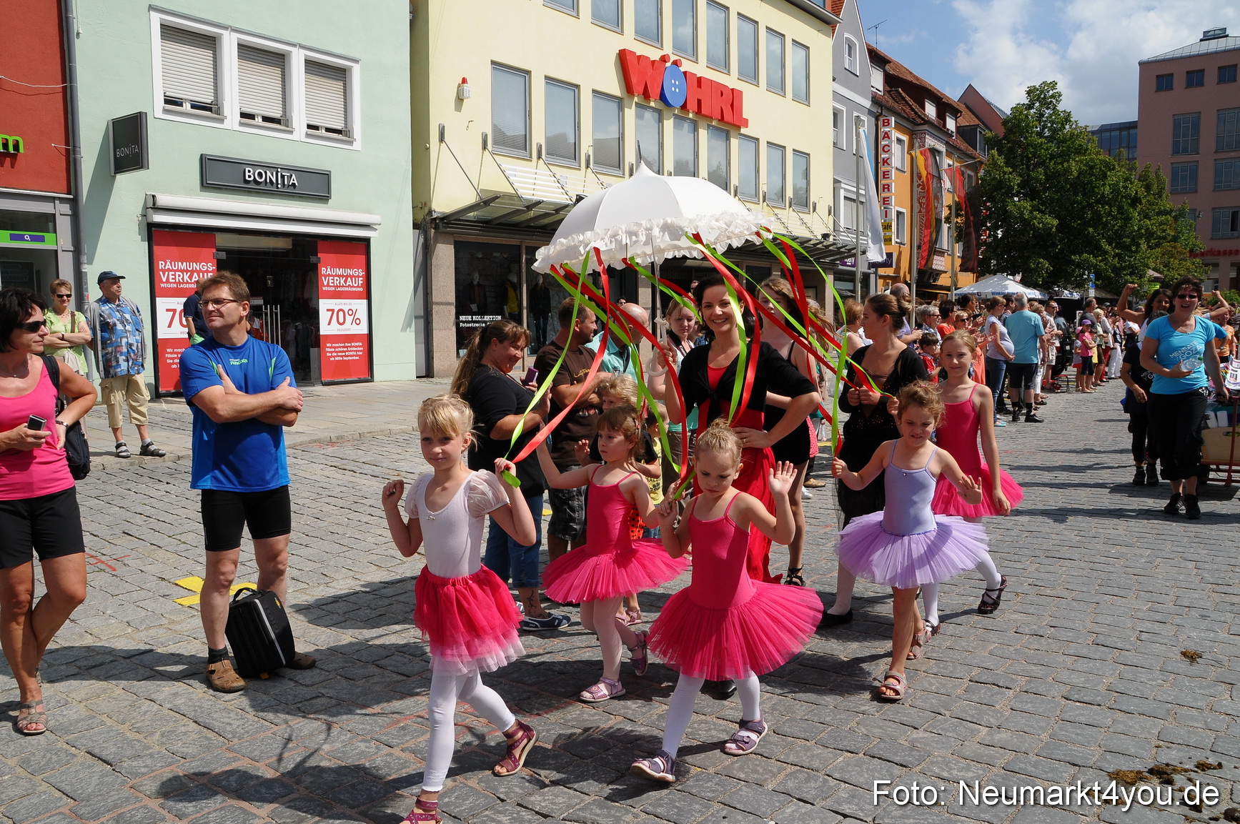 Volksfestzug Neumarkt 110813 0111