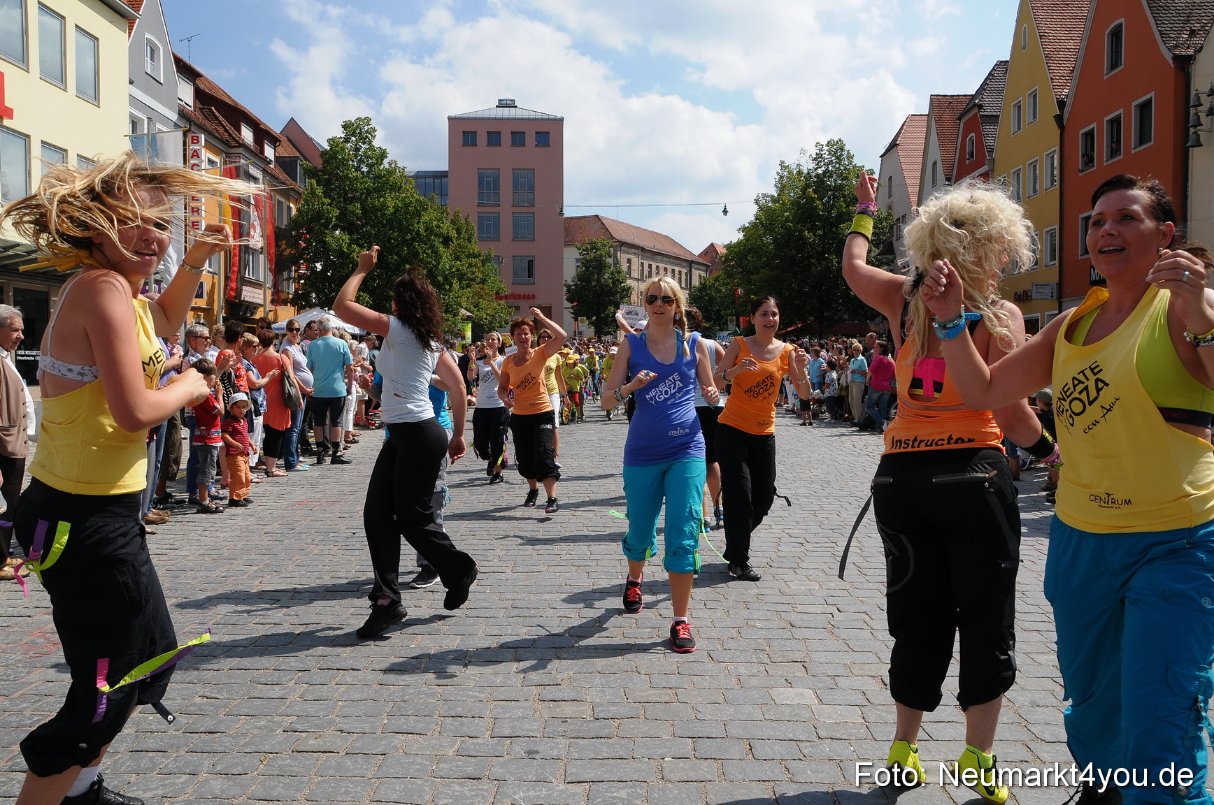 Volksfestzug Neumarkt 110813 0113