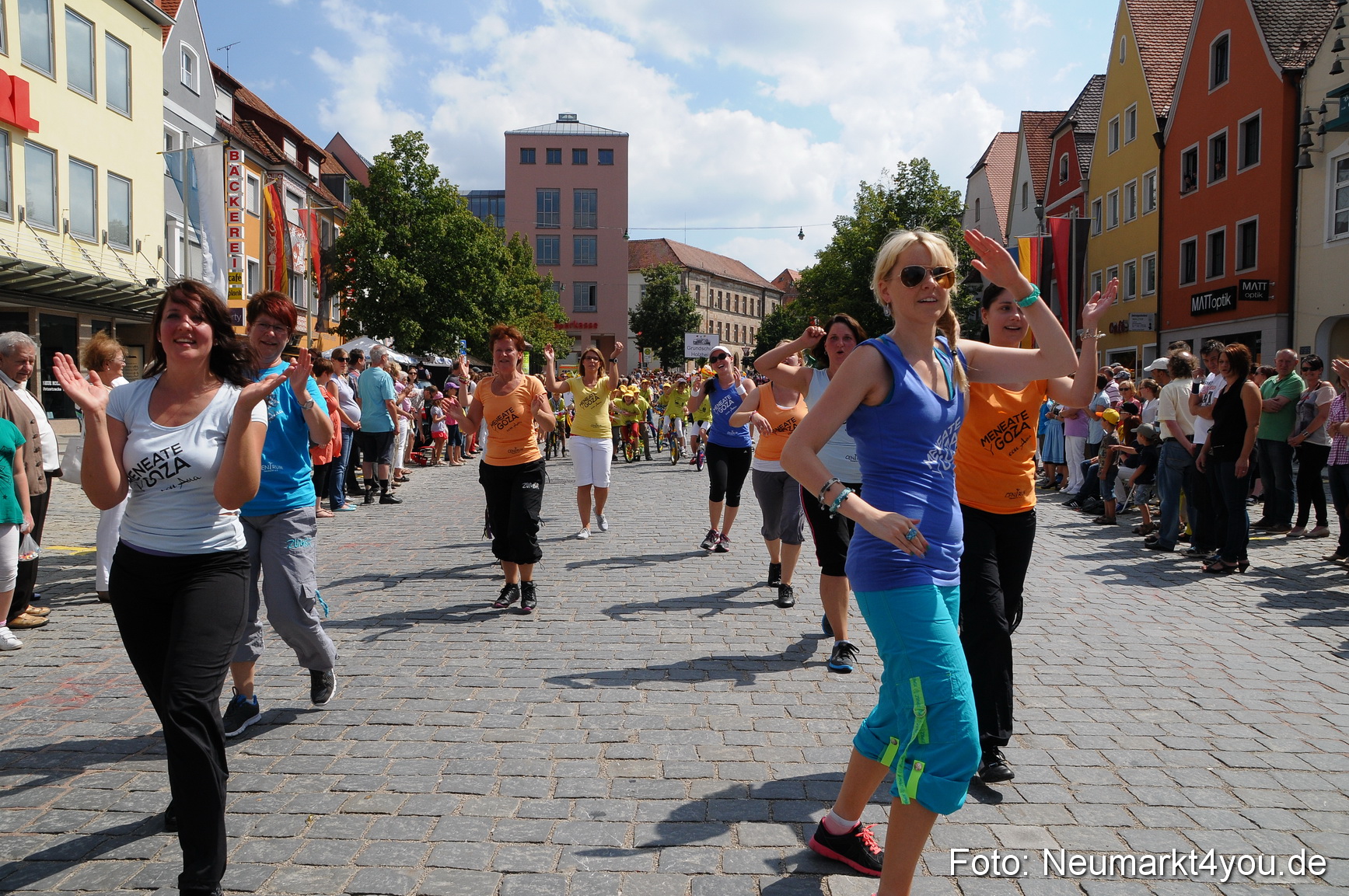 Volksfestzug Neumarkt 110813 0114