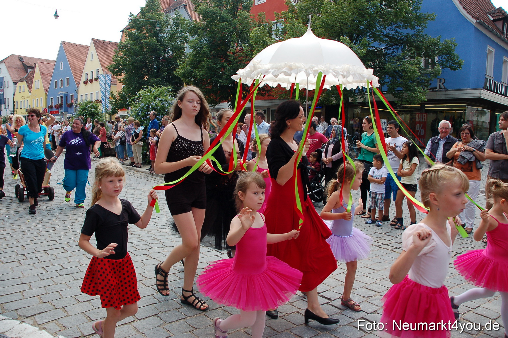 Volksfestzug Neumarkt 110813 0133