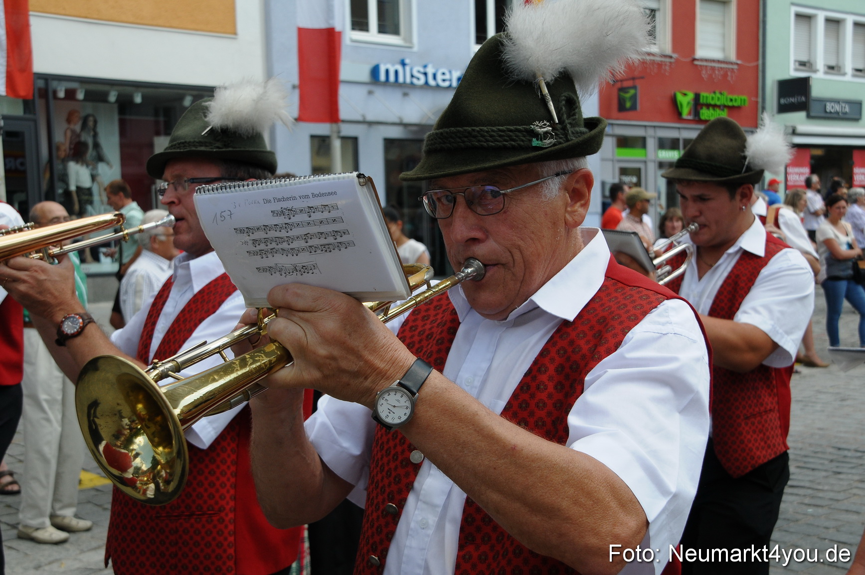 Volksfestzug Neumarkt 110813 0144