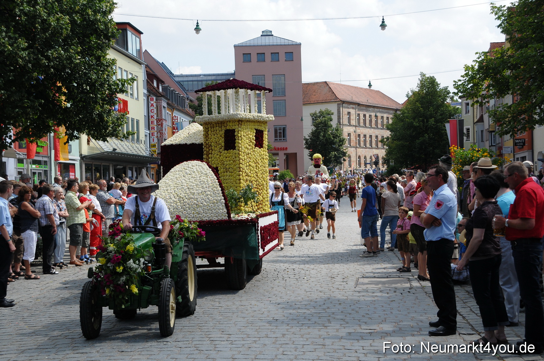 Volksfestzug Neumarkt 110813 0153