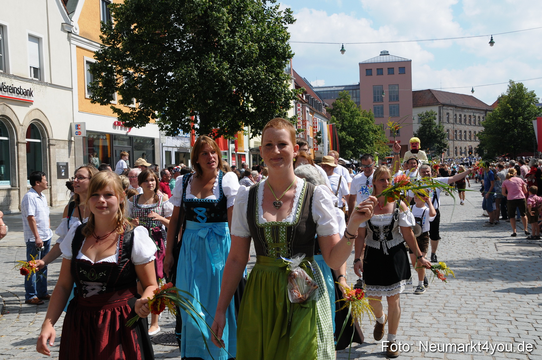Volksfestzug Neumarkt 110813 0155