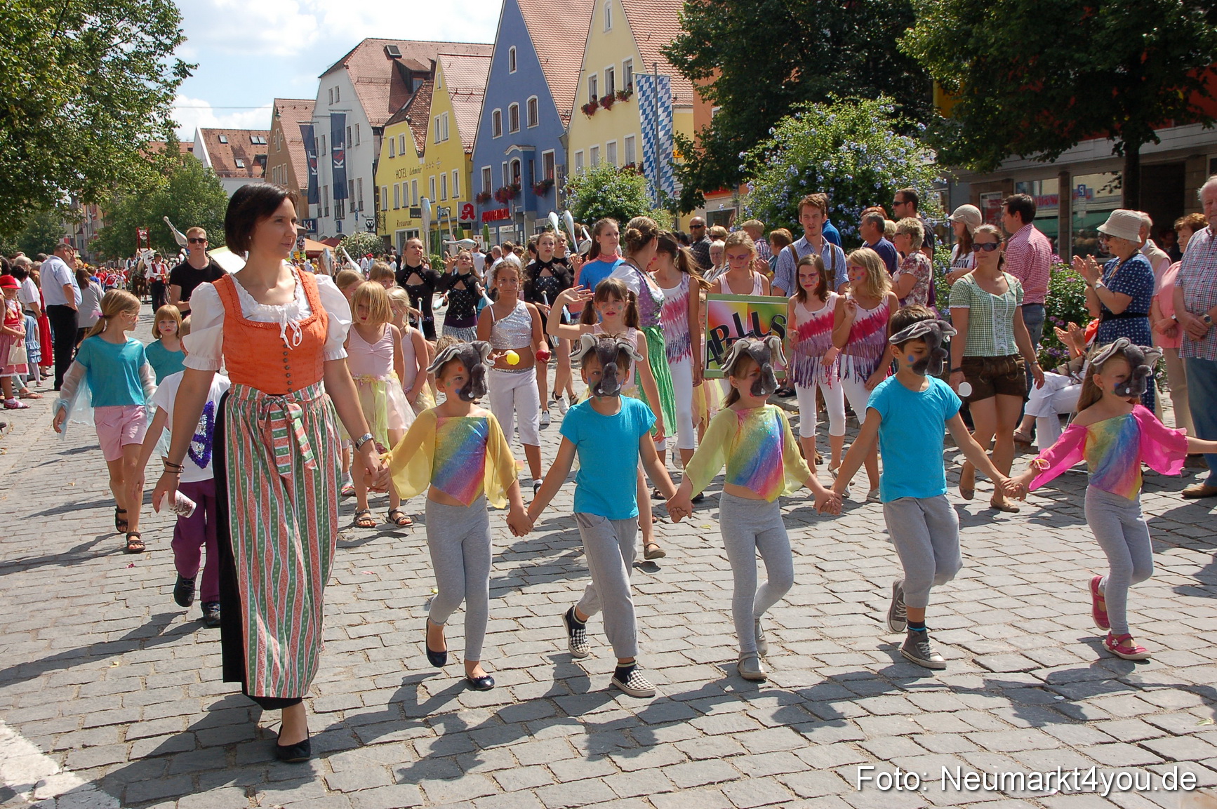 Volksfestzug Neumarkt 110813 0156