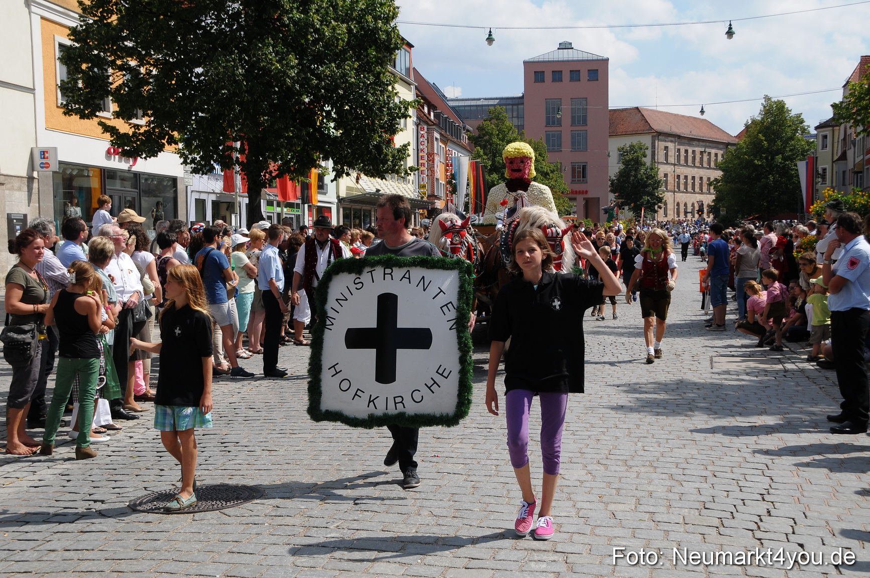 Volksfestzug Neumarkt 110813 0160