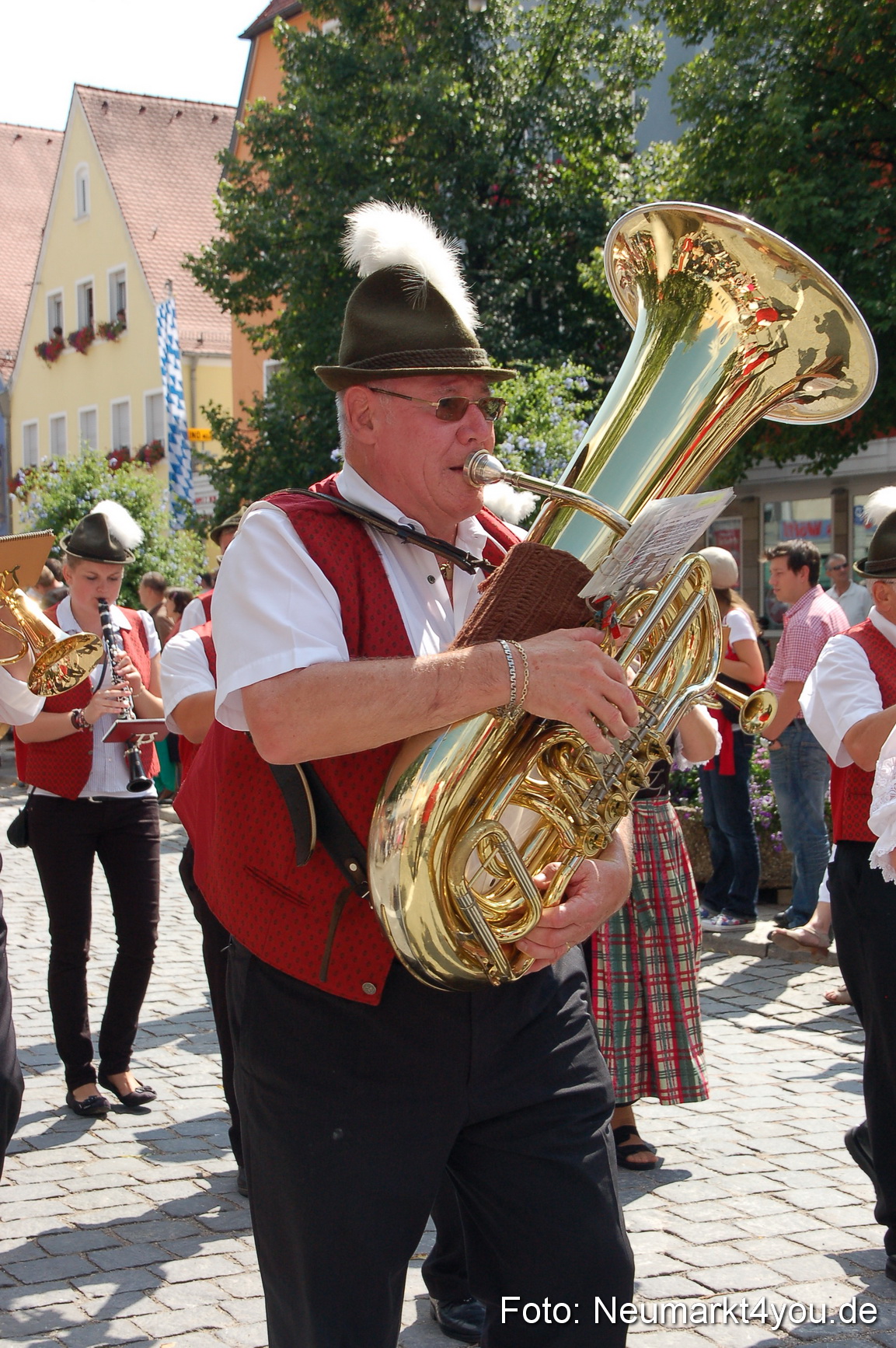 Volksfestzug Neumarkt 110813 0163