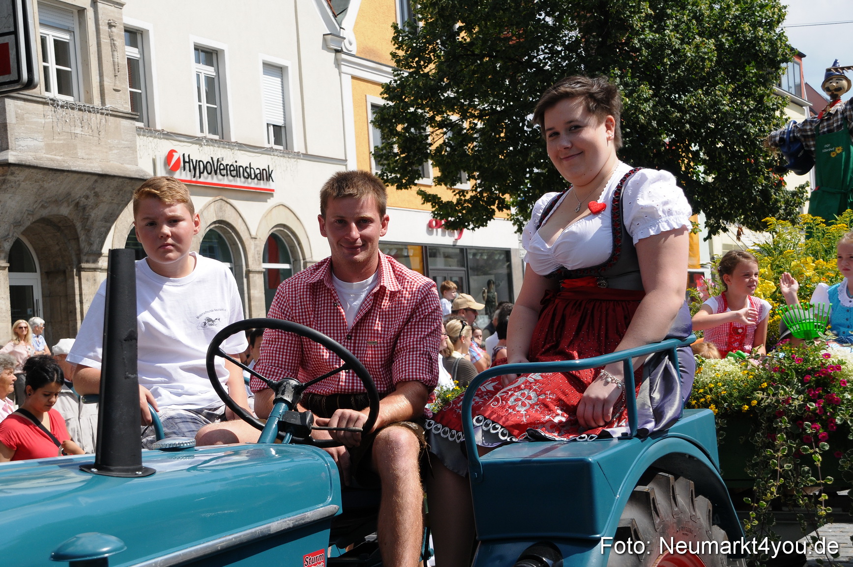 Volksfestzug Neumarkt 110813 0167