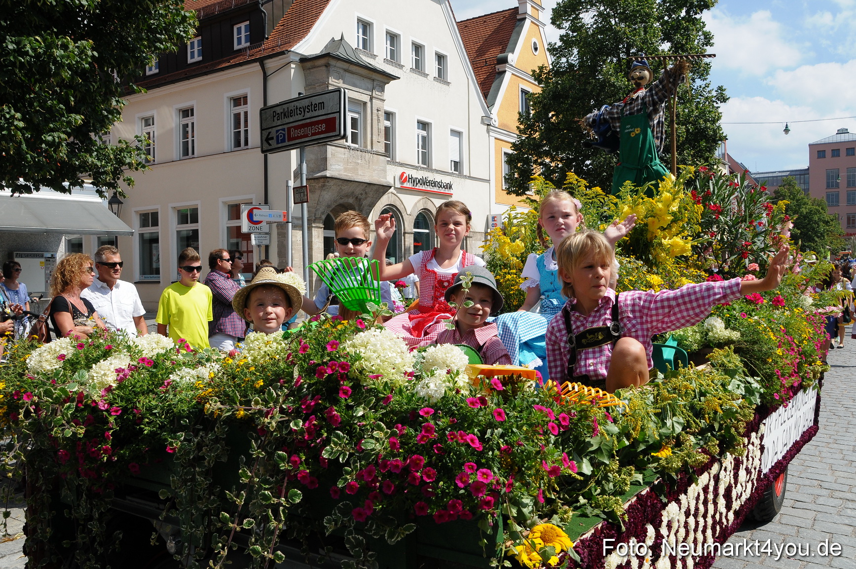 Volksfestzug Neumarkt 110813 0168