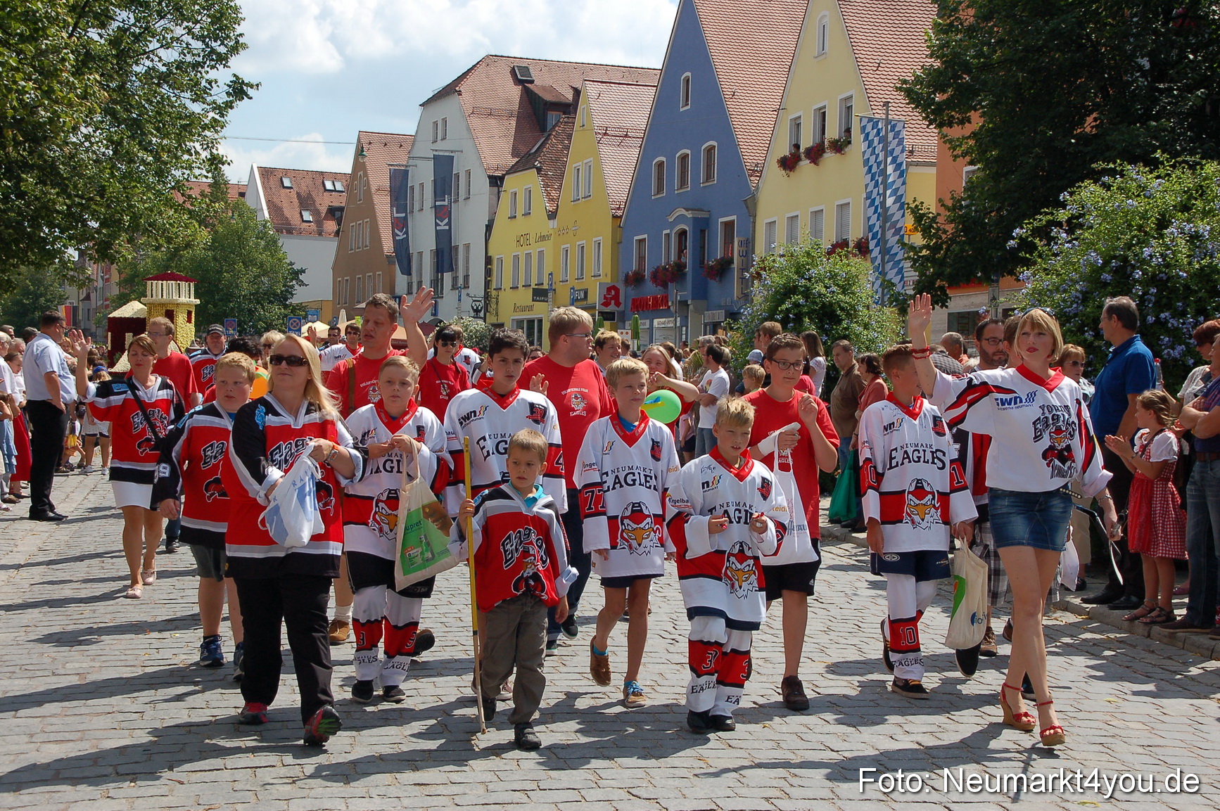 Volksfestzug Neumarkt 110813 0171
