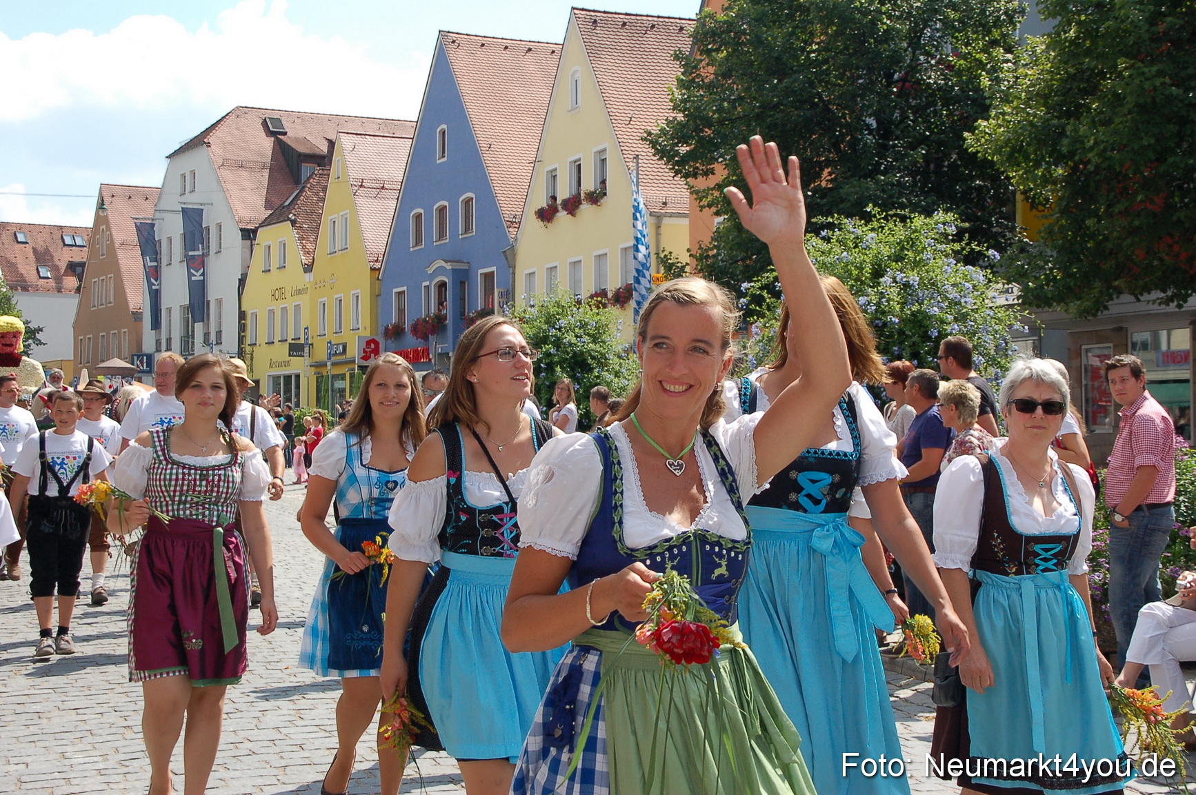Volksfestzug Neumarkt 110813 0176