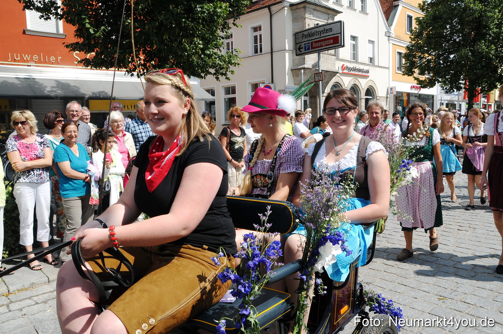 Volksfestzug Neumarkt 110813 0193