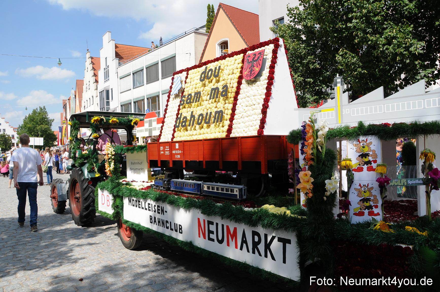 Volksfestzug Neumarkt 110813 0218