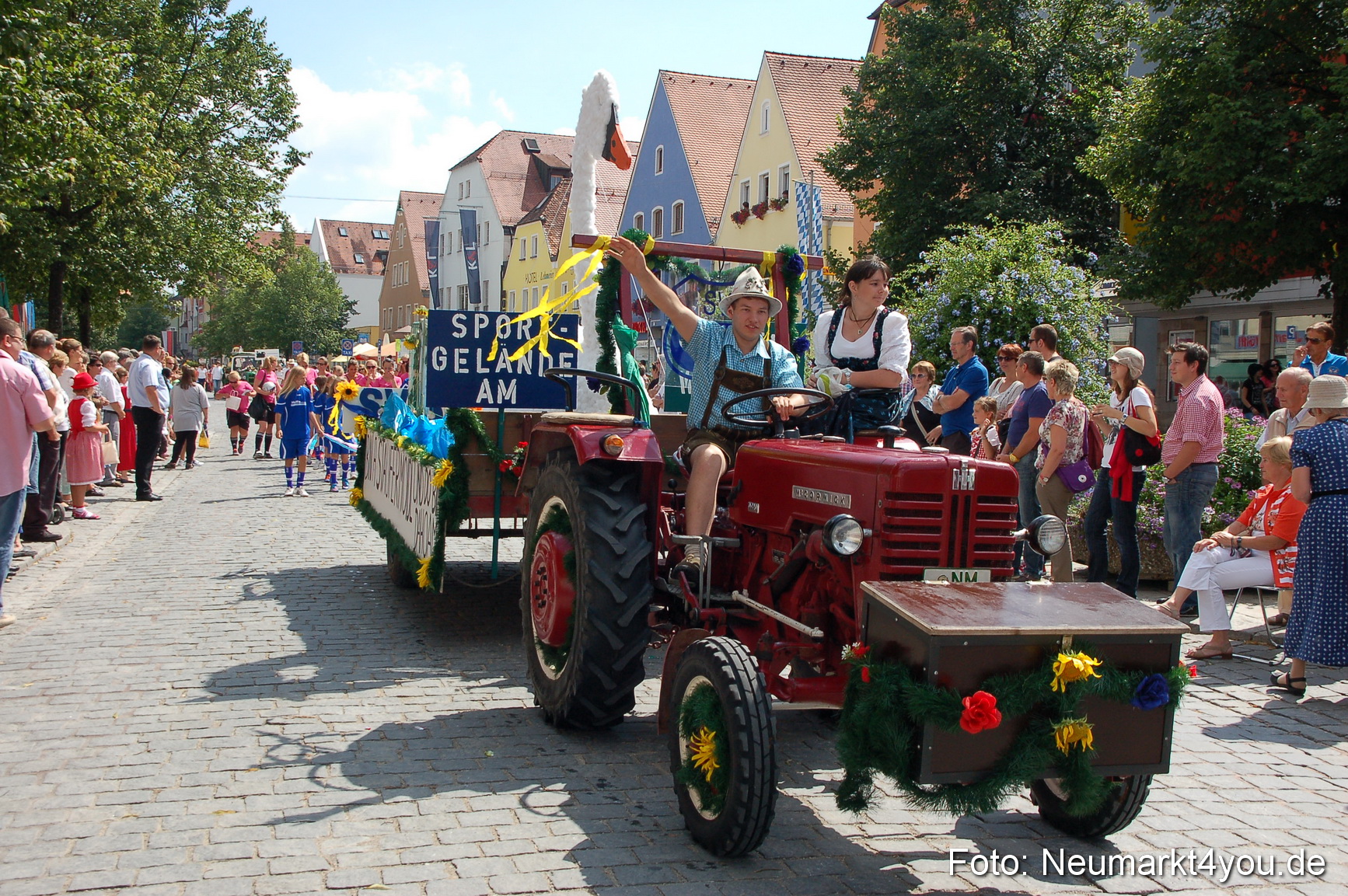 Volksfestzug Neumarkt 110813 0225
