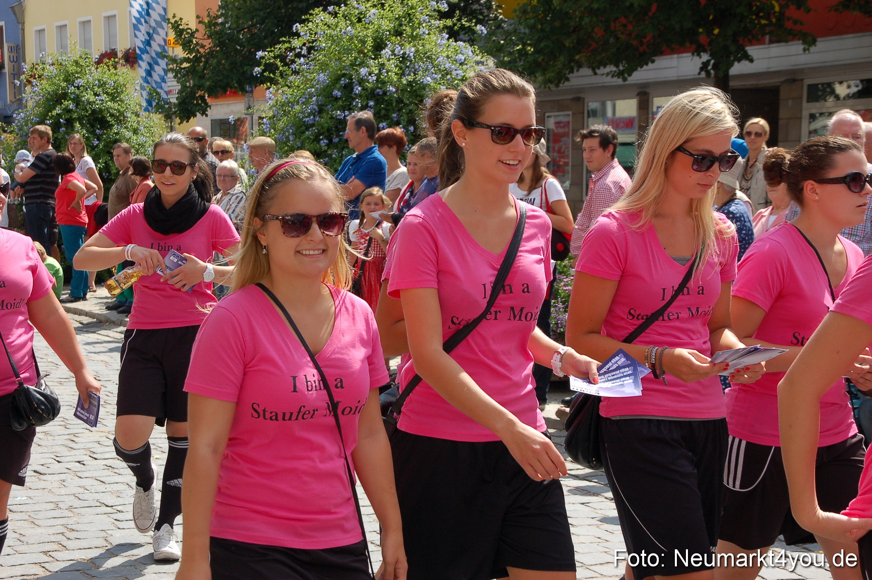 Volksfestzug Neumarkt 110813 0230