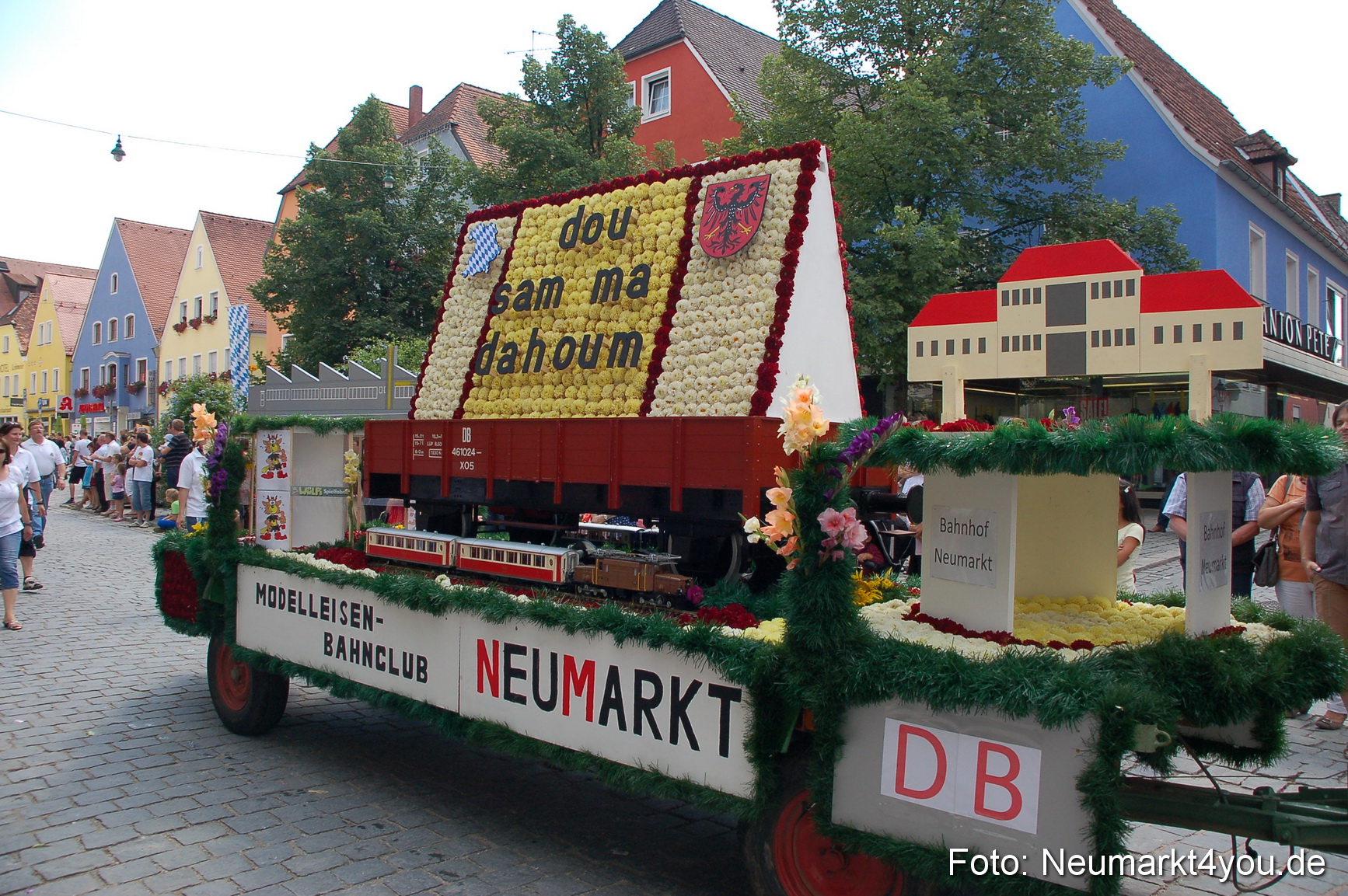 Volksfestzug Neumarkt 110813 0234