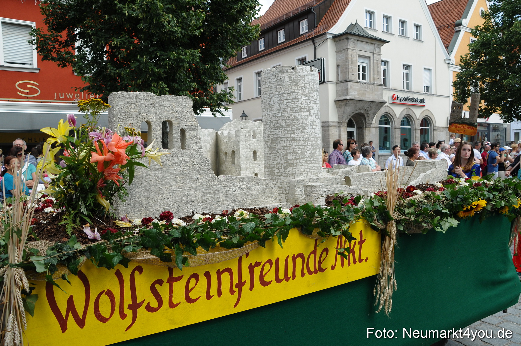 Volksfestzug Neumarkt 110813 0236