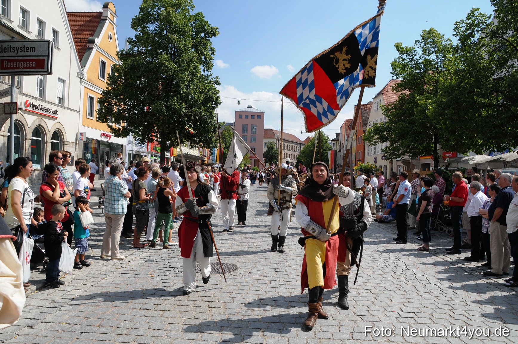 Volksfestzug Neumarkt 110813 0256