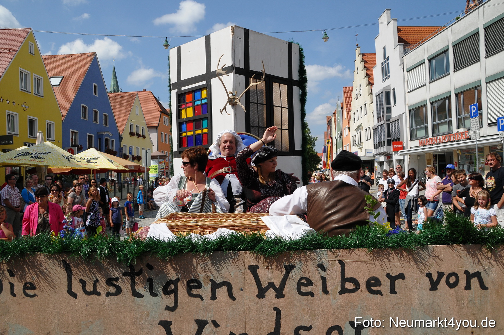 Volksfestzug Neumarkt 110813 0270