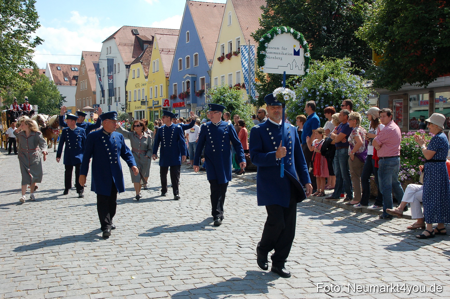Volksfestzug Neumarkt 110813 0281