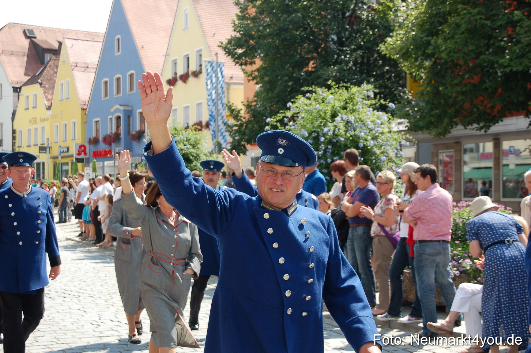Volksfestzug Neumarkt 110813 0283