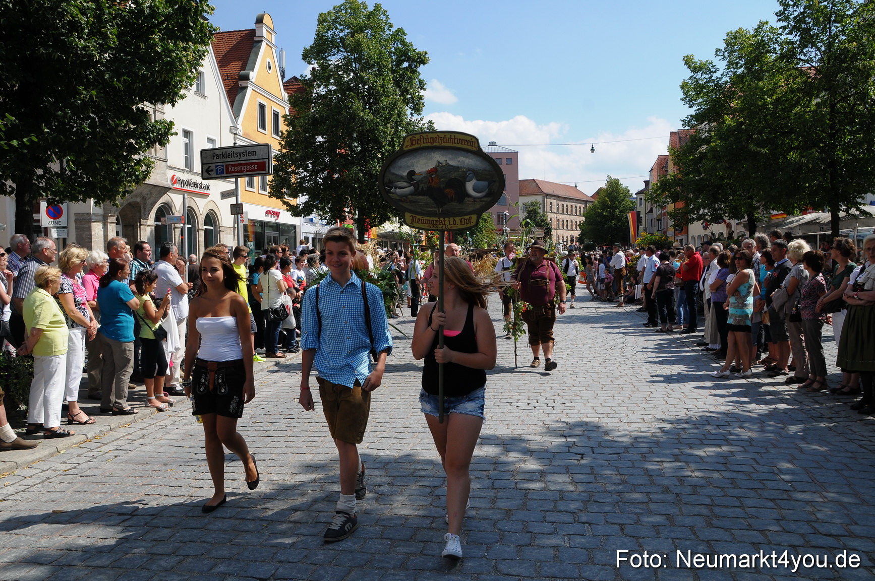 Volksfestzug Neumarkt 110813 0292