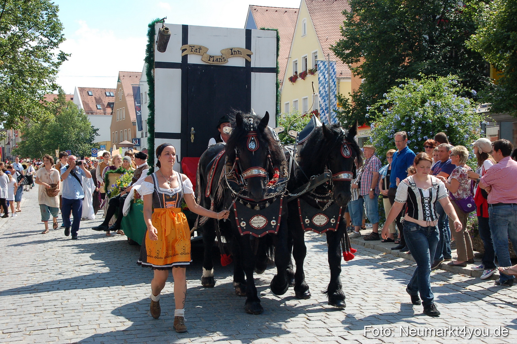 Volksfestzug Neumarkt 110813 0293