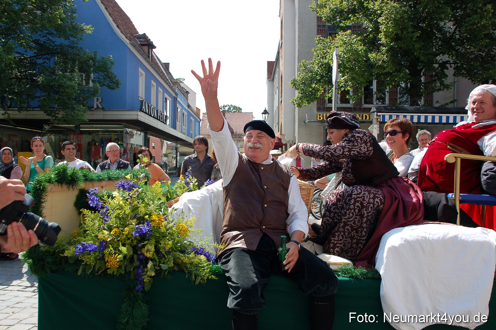 Volksfestzug Neumarkt 110813 0294