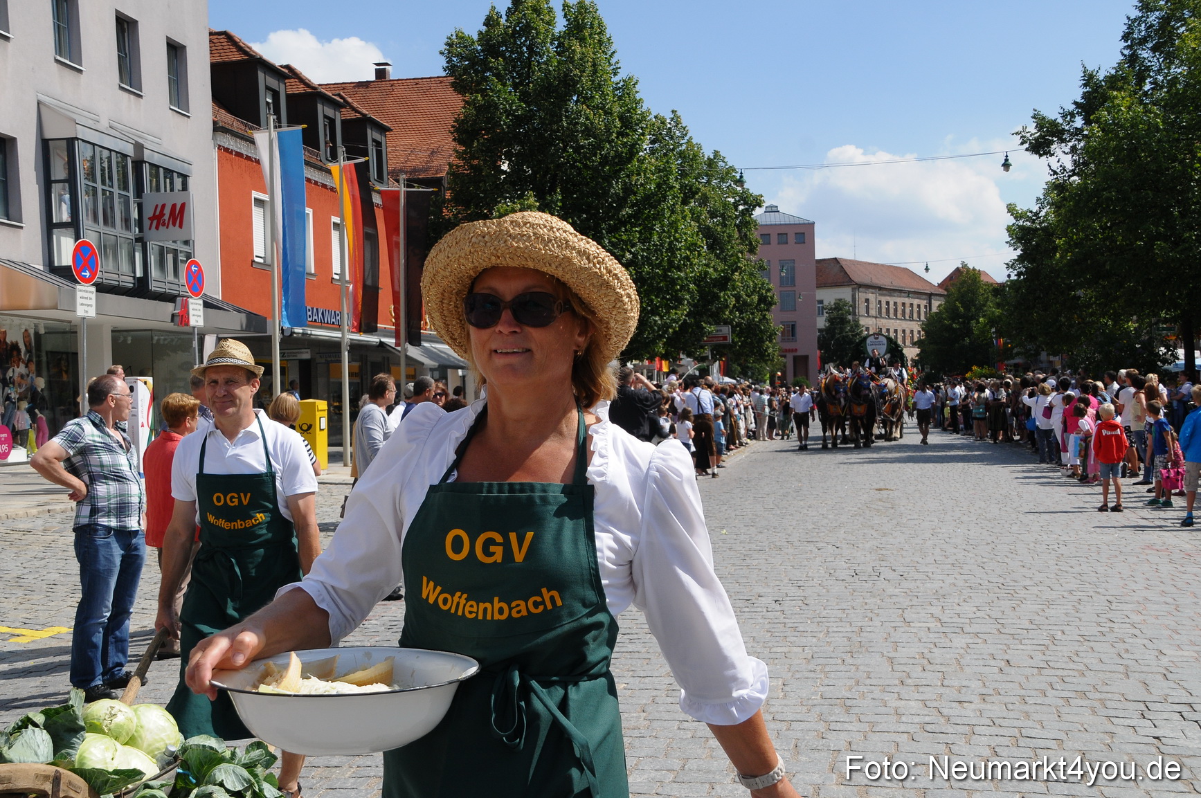 Volksfestzug Neumarkt 110813 0320