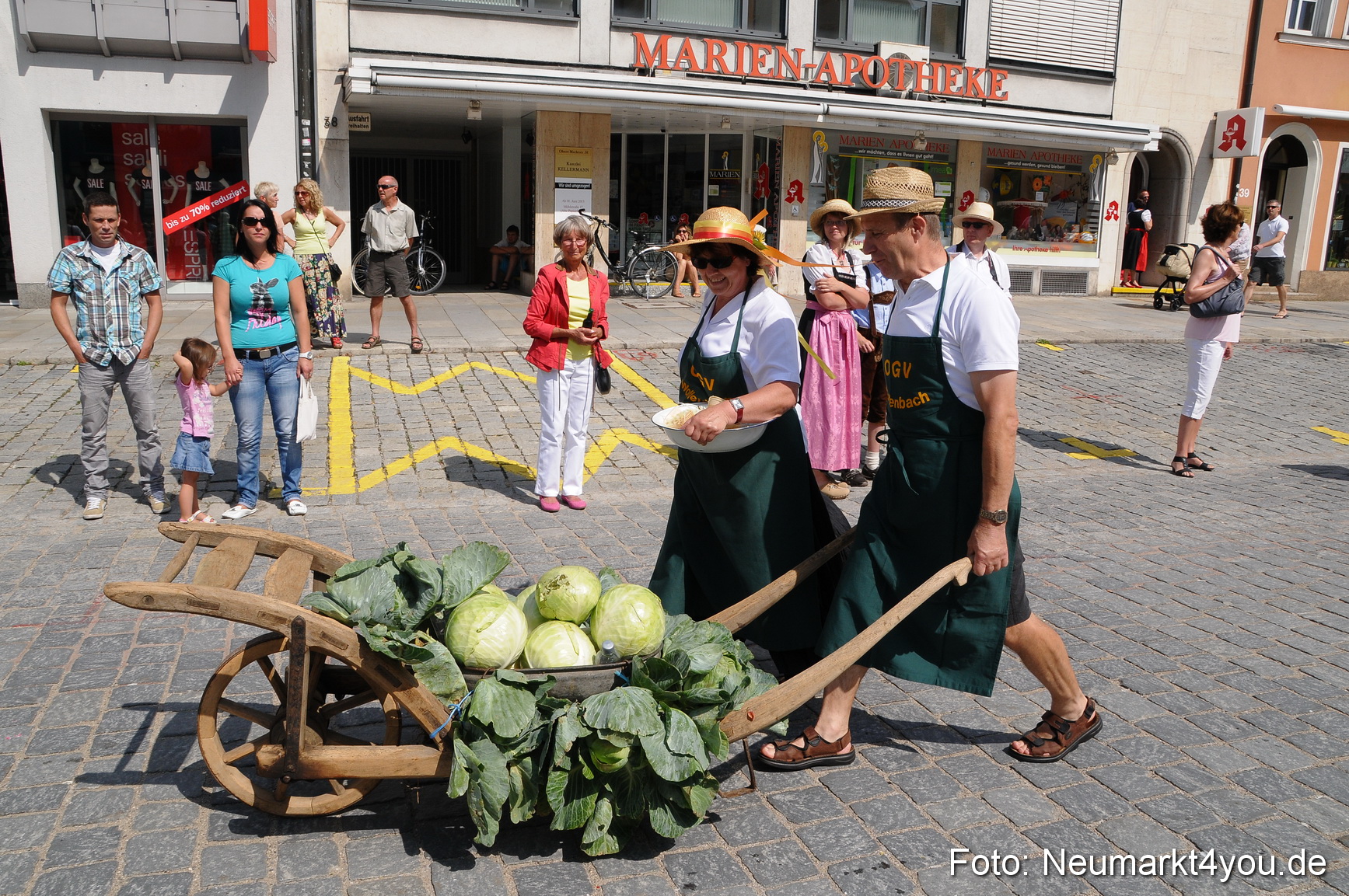 Volksfestzug Neumarkt 110813 0323