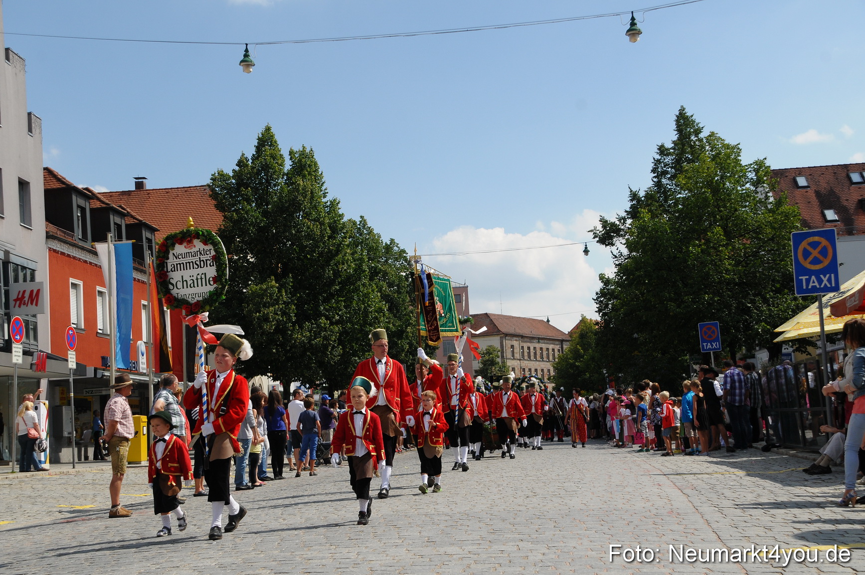 Volksfestzug Neumarkt 110813 0329