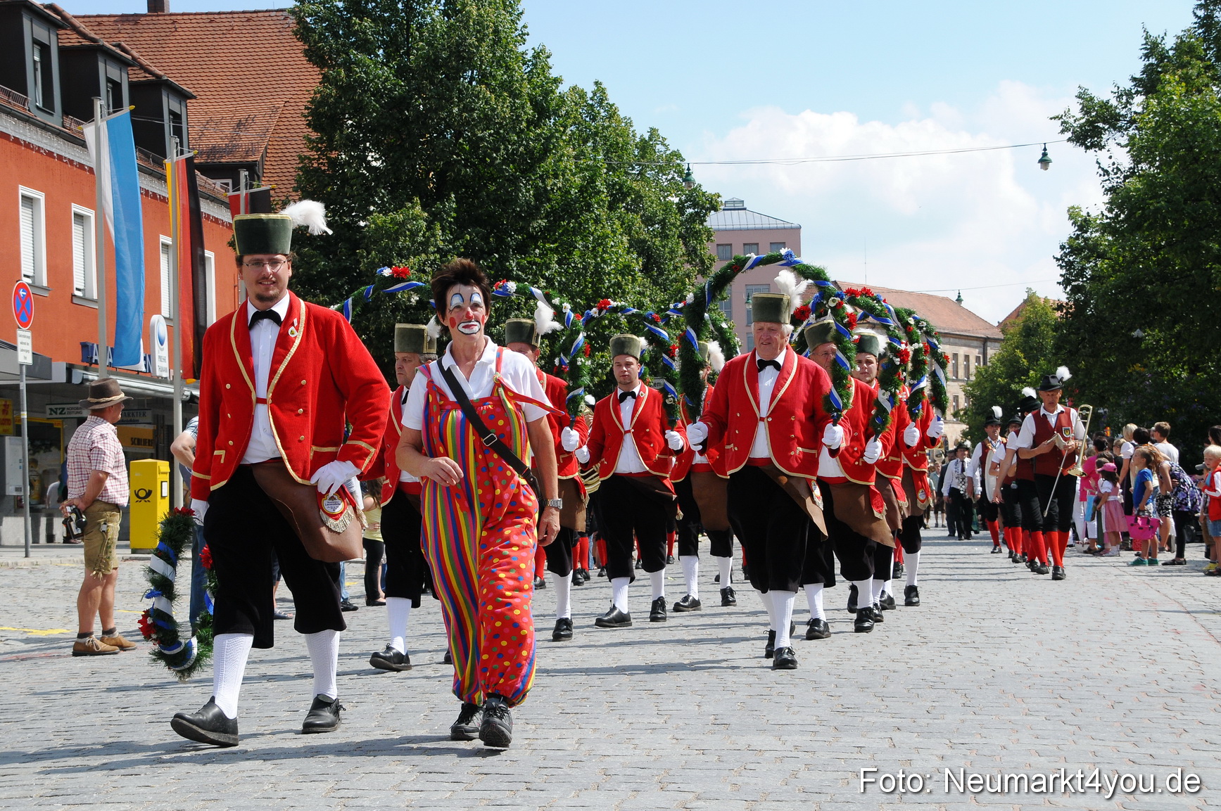 Volksfestzug Neumarkt 110813 0331