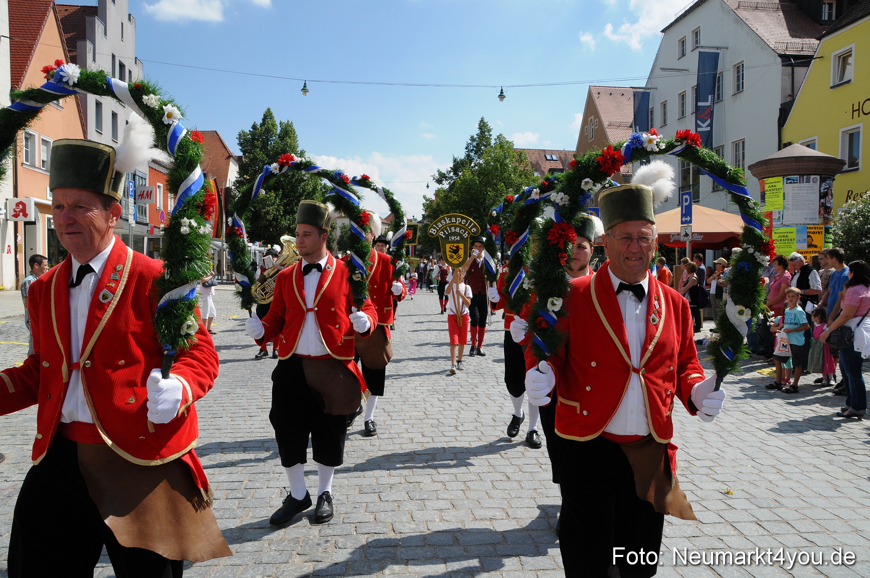 Volksfestzug Neumarkt 110813 0334