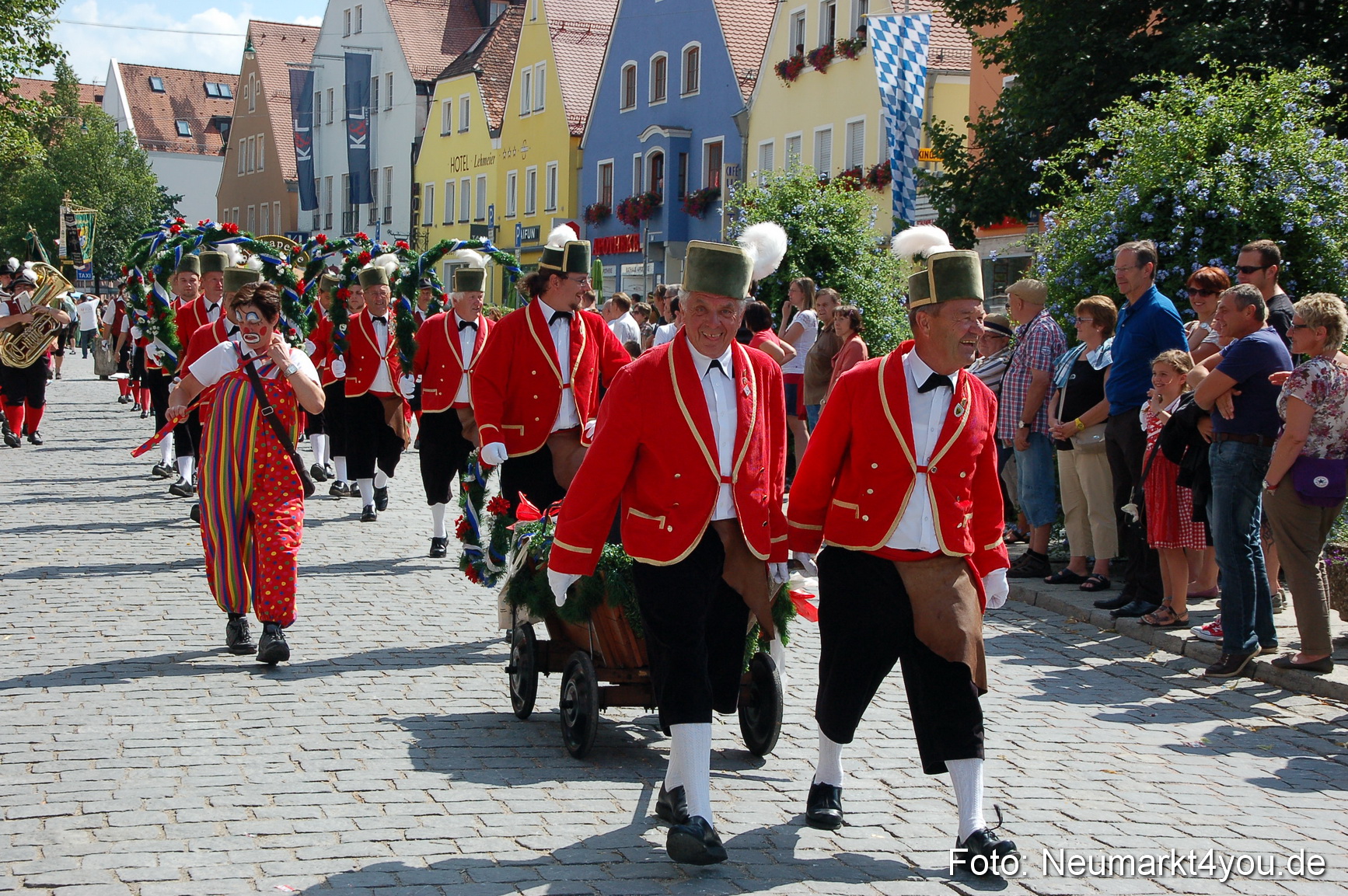 Volksfestzug Neumarkt 110813 0342