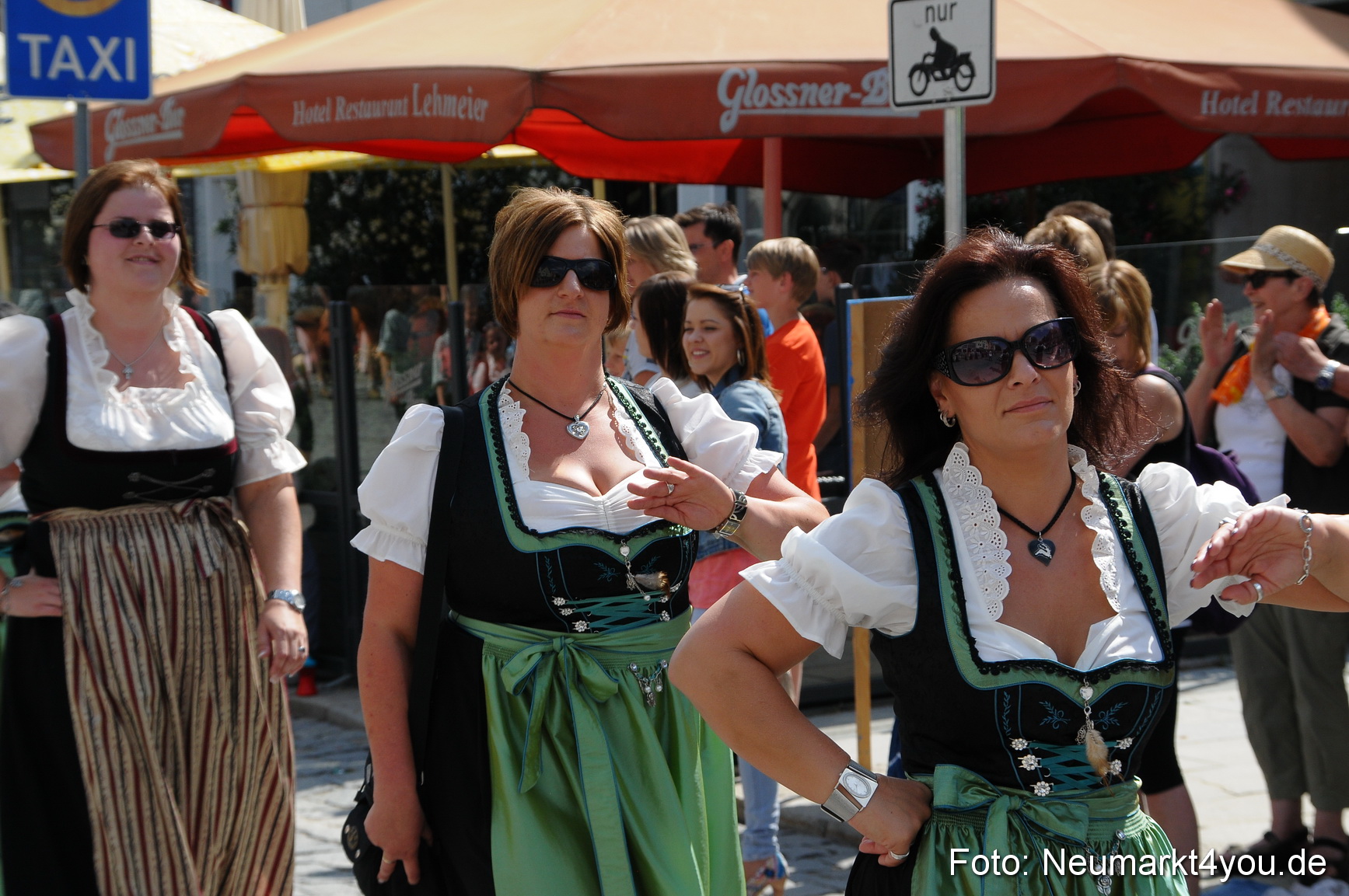Volksfestzug Neumarkt 110813 0350