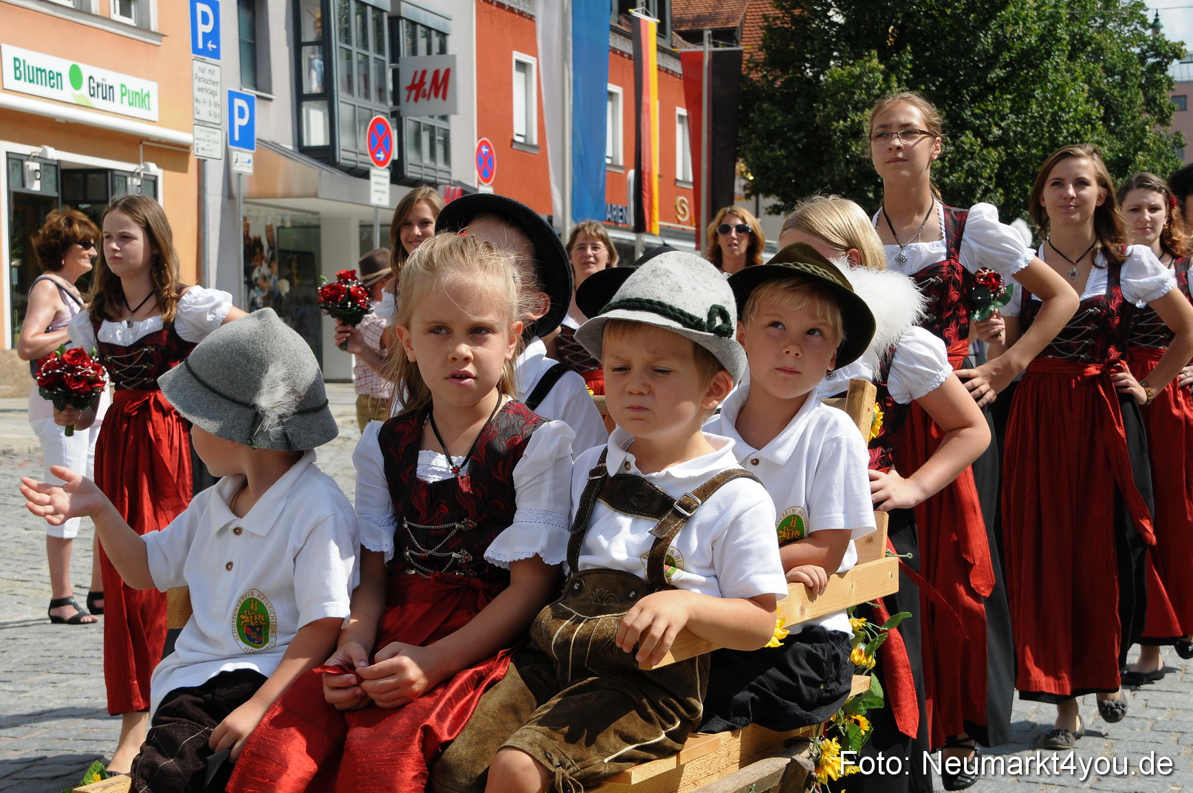 Volksfestzug Neumarkt 110813 0368