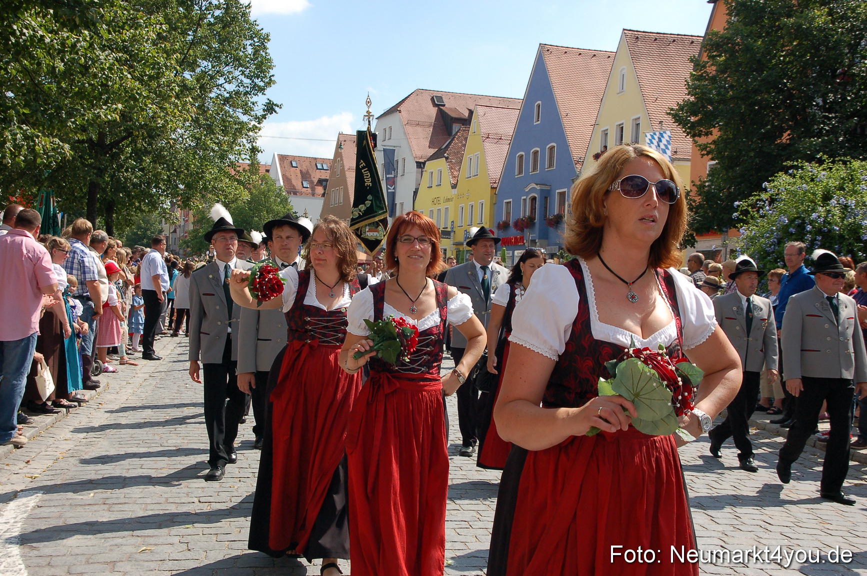 Volksfestzug Neumarkt 110813 0384