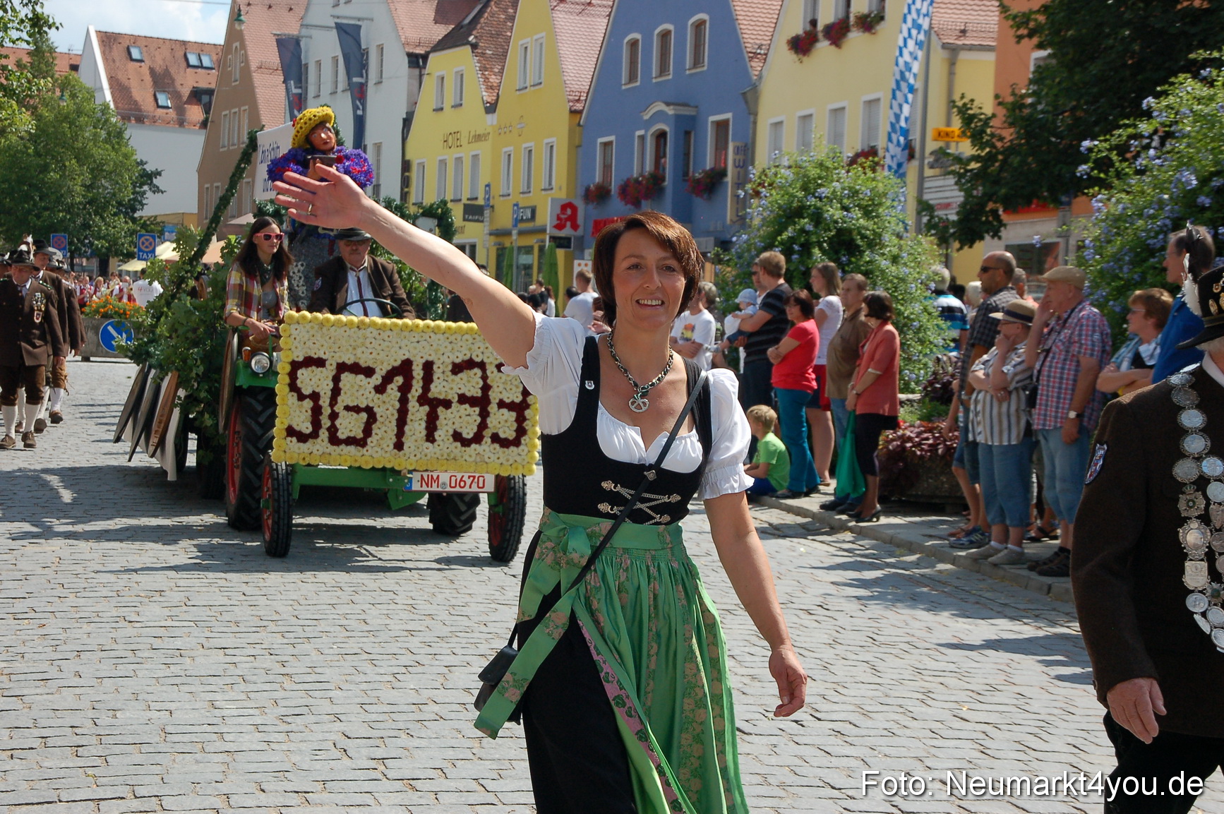 Volksfestzug Neumarkt 110813 0388