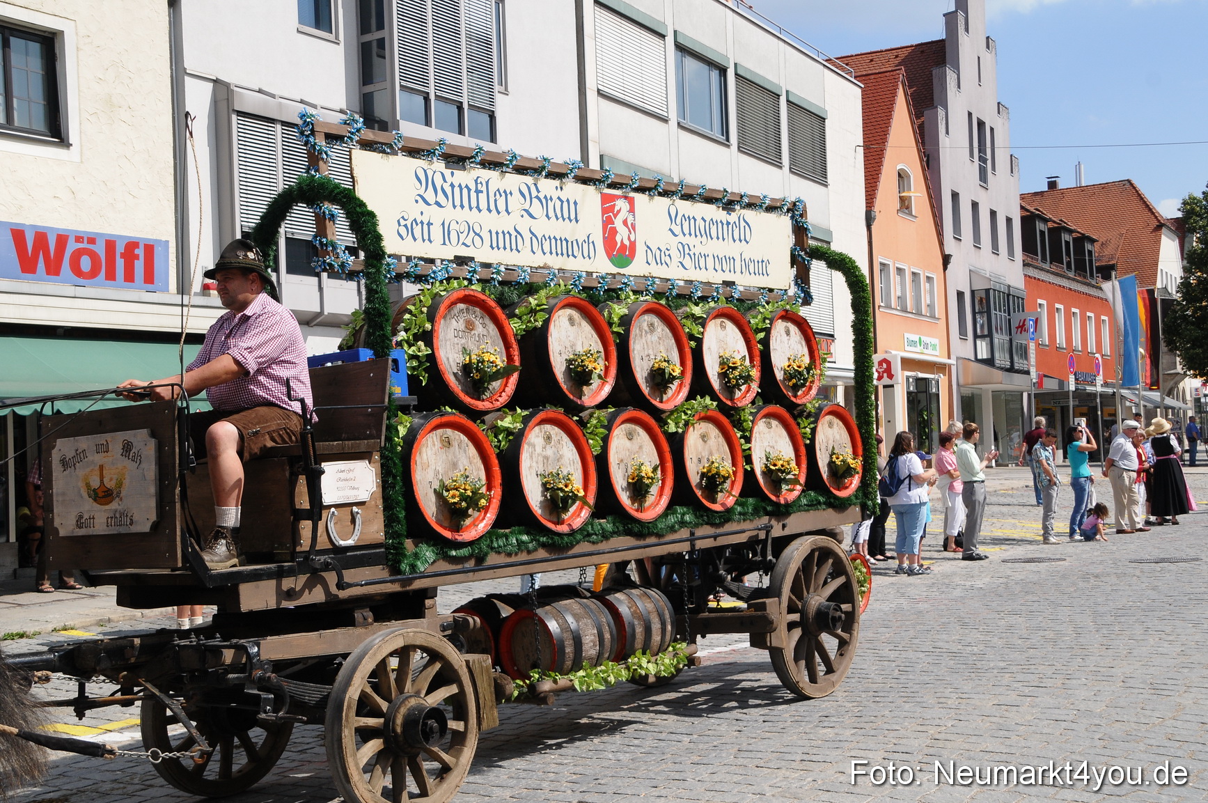 Volksfestzug Neumarkt 110813 0403