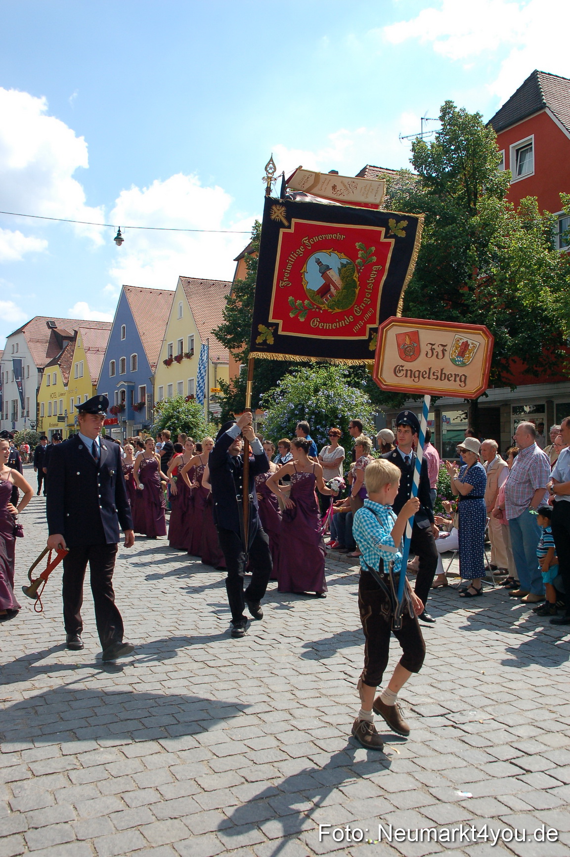 Volksfestzug Neumarkt 110813 0404