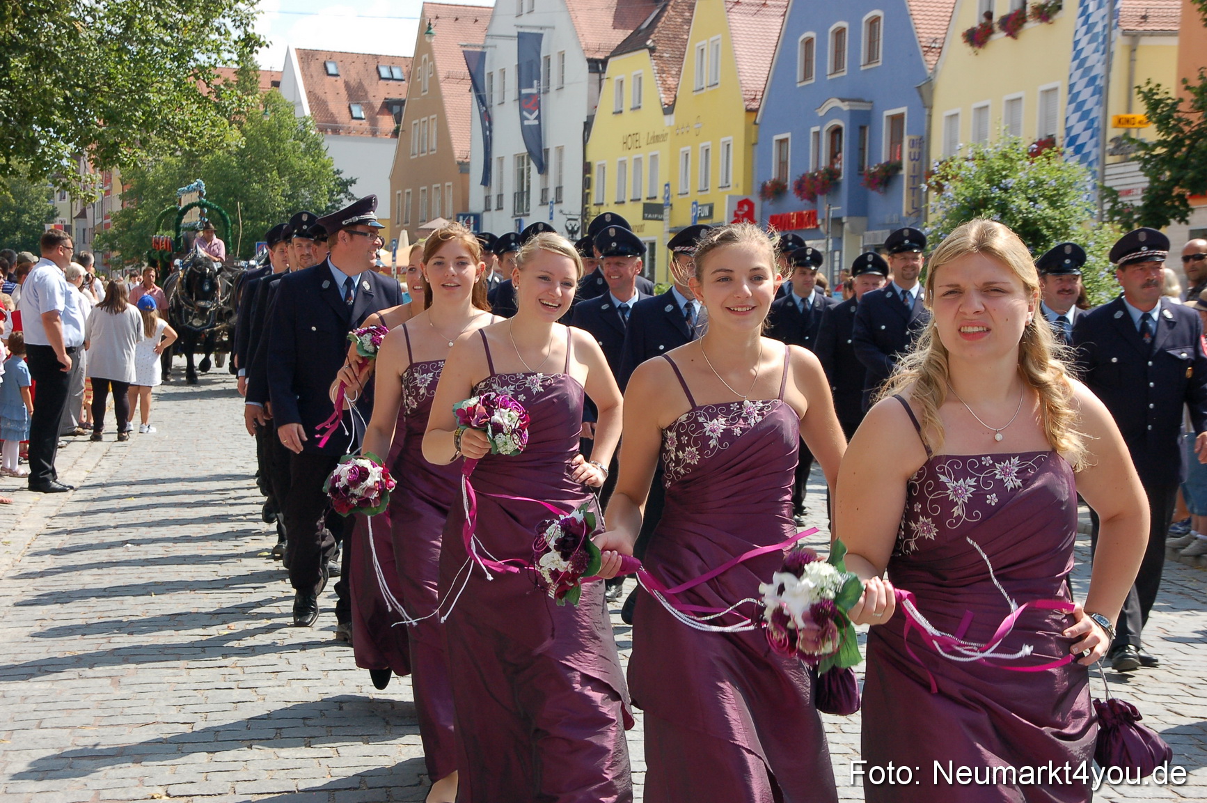 Volksfestzug Neumarkt 110813 0406