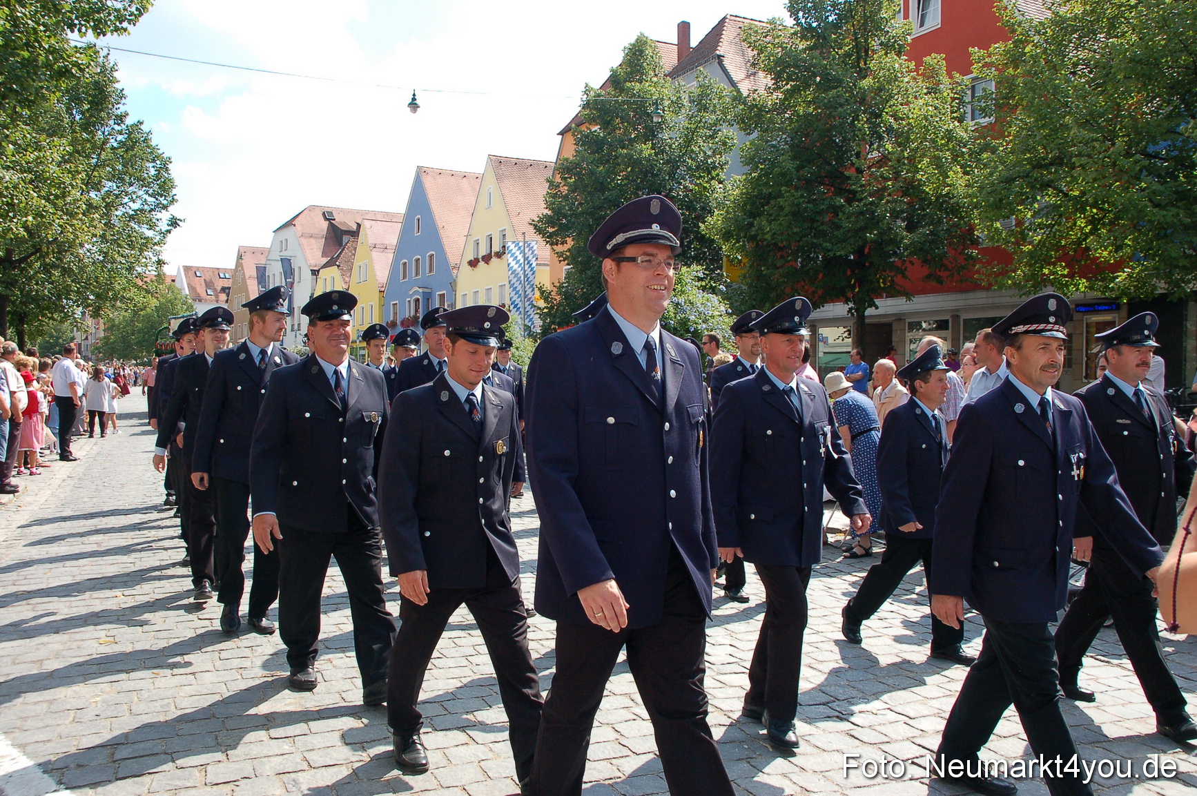 Volksfestzug Neumarkt 110813 0411