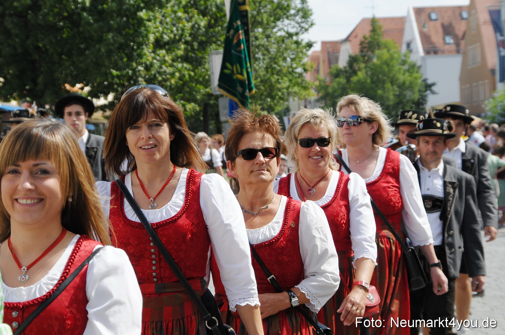 Volksfestzug Neumarkt 110813 0427